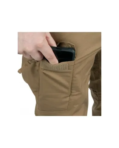 SPODNIE HELIKON UTP POLY COTTON RIPSTOP COYOTE SPODNIE HELIKON UTP POLY COTTON RIPSTOP COYOTE