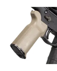 Magpul - Chwyt pistoletowy MOE-K2+® Grip do AR-15 / M4 - Flat Dark Earth - MAG532- FDE