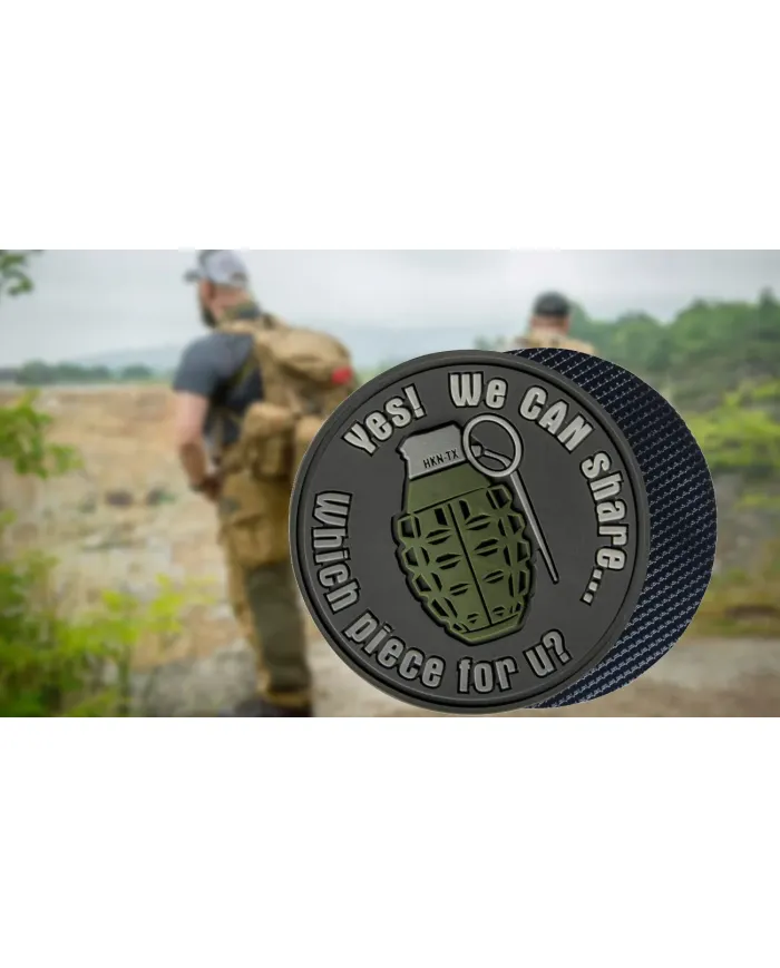 PATCH HELIKON EMBLEMAT GRANAT "WE CA SHARE" - PVC - SZARY OD-GSH-RB-19