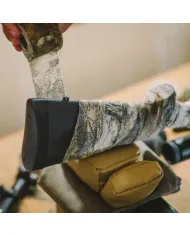 Gear Aid - Taśma maskująca Camo Form samoprzylepna - 3,65 m - Digital Woodland